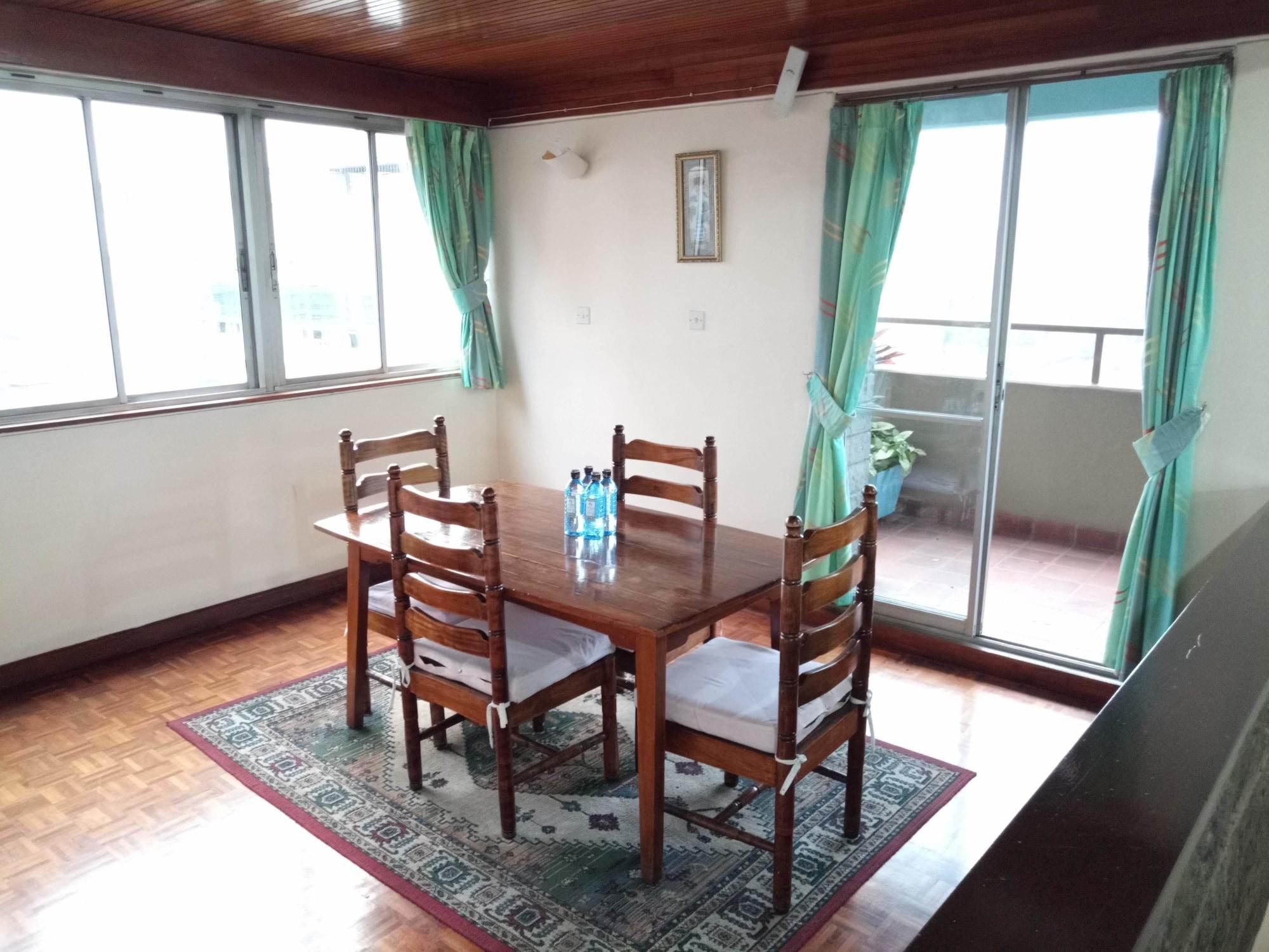โรงแรมจัมโบ้ เชสเตอร์ ไนโรบี ภายนอก รูปภาพ